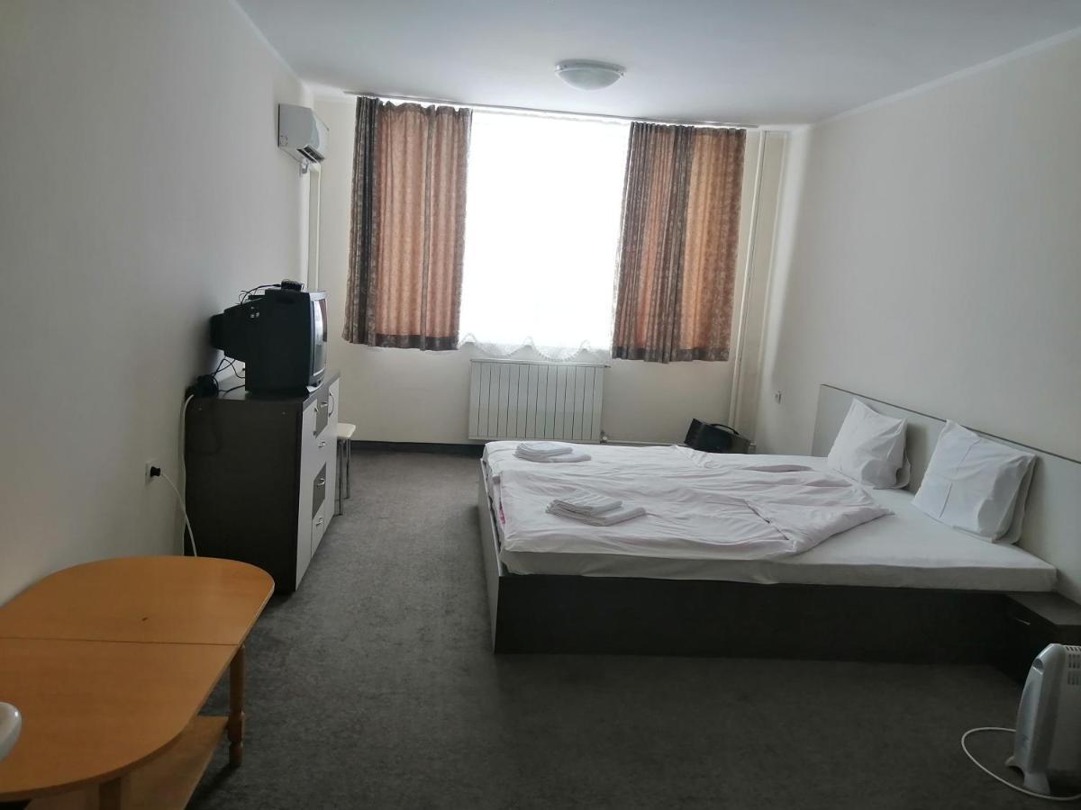 Hotel Panorama กาโบรโว ภายนอก รูปภาพ