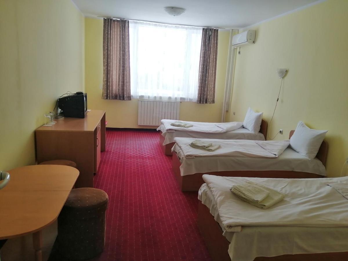 Hotel Panorama กาโบรโว ภายนอก รูปภาพ